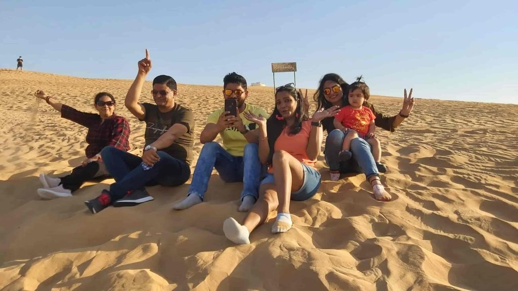 Top 8 Benefits of Group Desert Safari Dubai for Your Crew